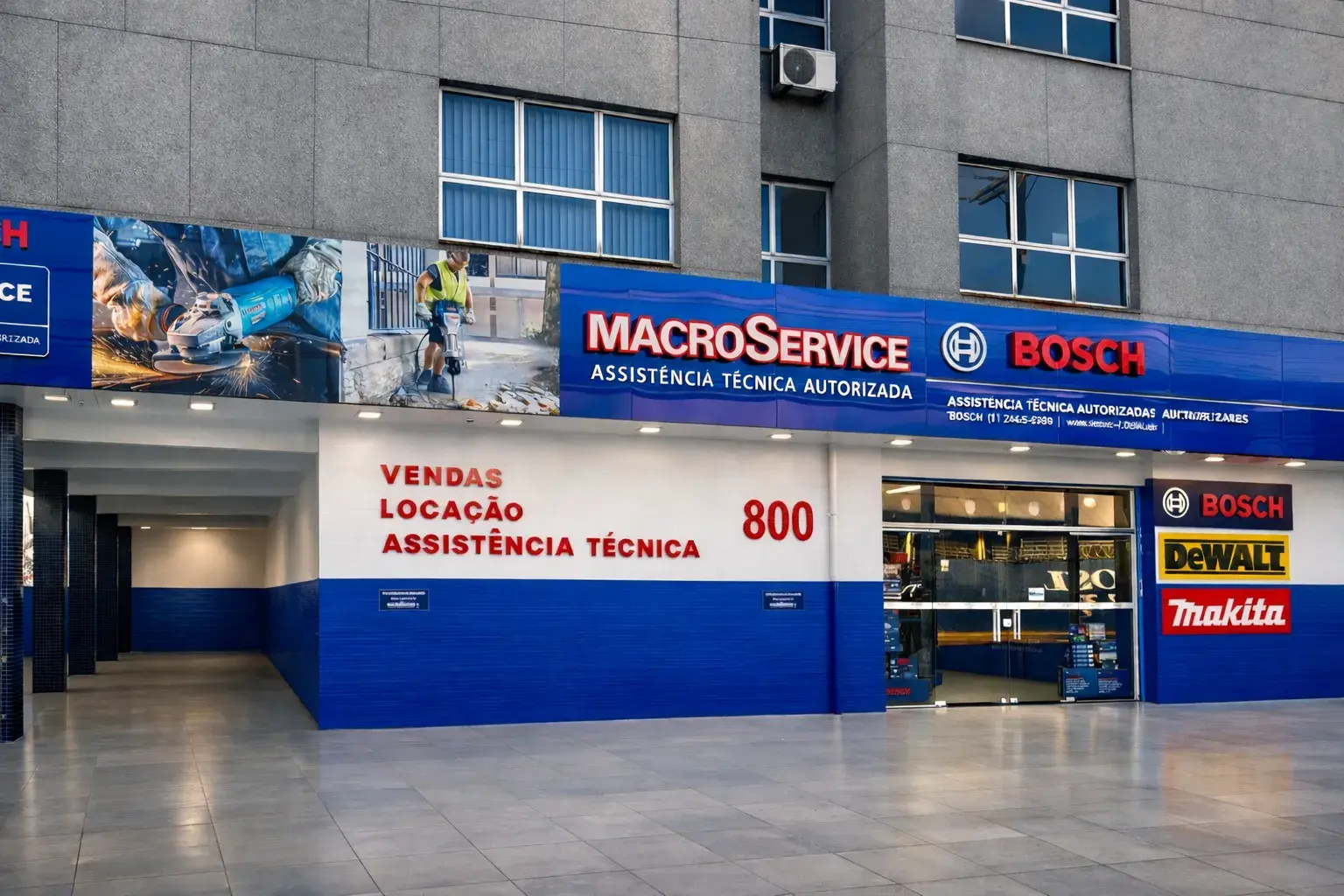 Fachada da loja MacroService em Porto Alegre